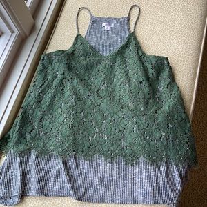 Xhilaration Gray Razor Back Sleeveless Top with Green Lace Overlay size M